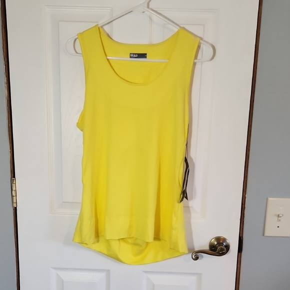 Lija Vibrant Yellow Tennis Skirt Set - Picture 4 of 7
